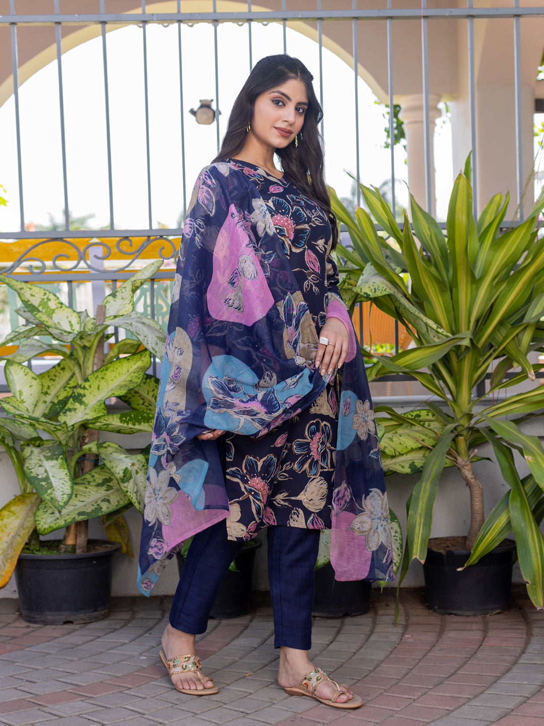 Women's Cotton Blend Printed Kurti Pant Dupatta Set