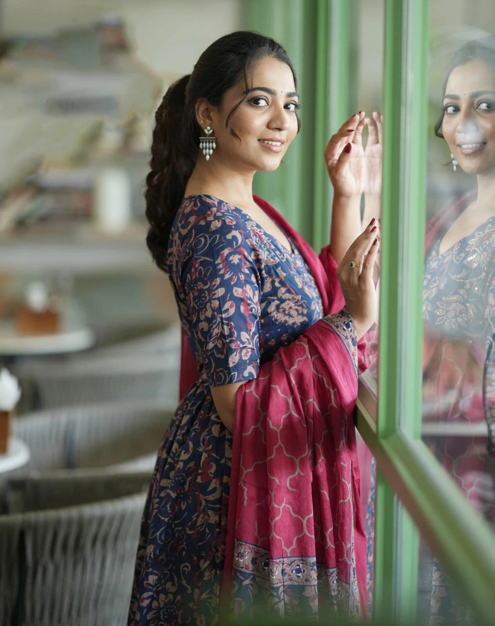 Women's Rayon Printed Kurti Pant Dupatta Set