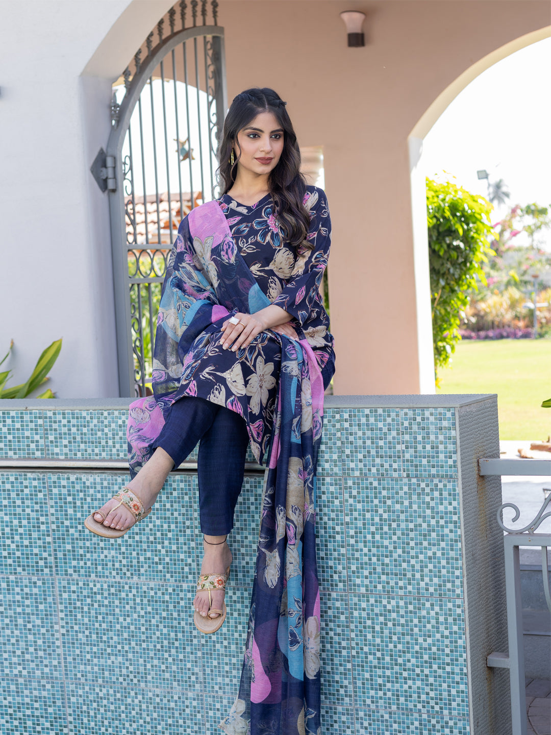 Women's Cotton Blend Printed Kurti Pant Dupatta Set