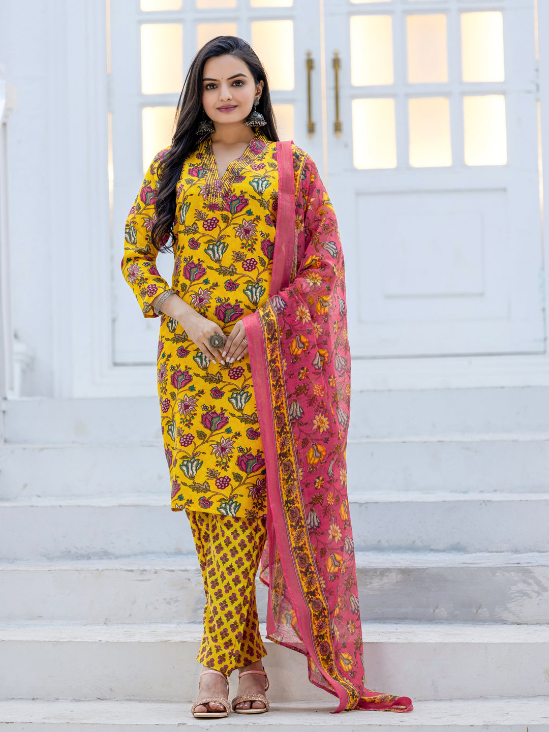 Women's Rayon Printed Kurti Pant Dupatta Set