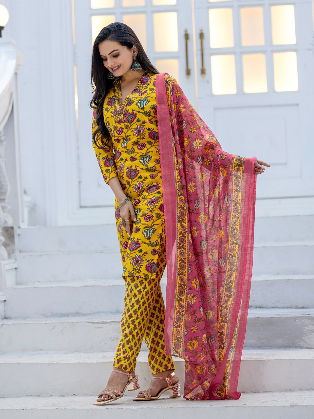 Women's Rayon Printed Kurti Pant Dupatta Set