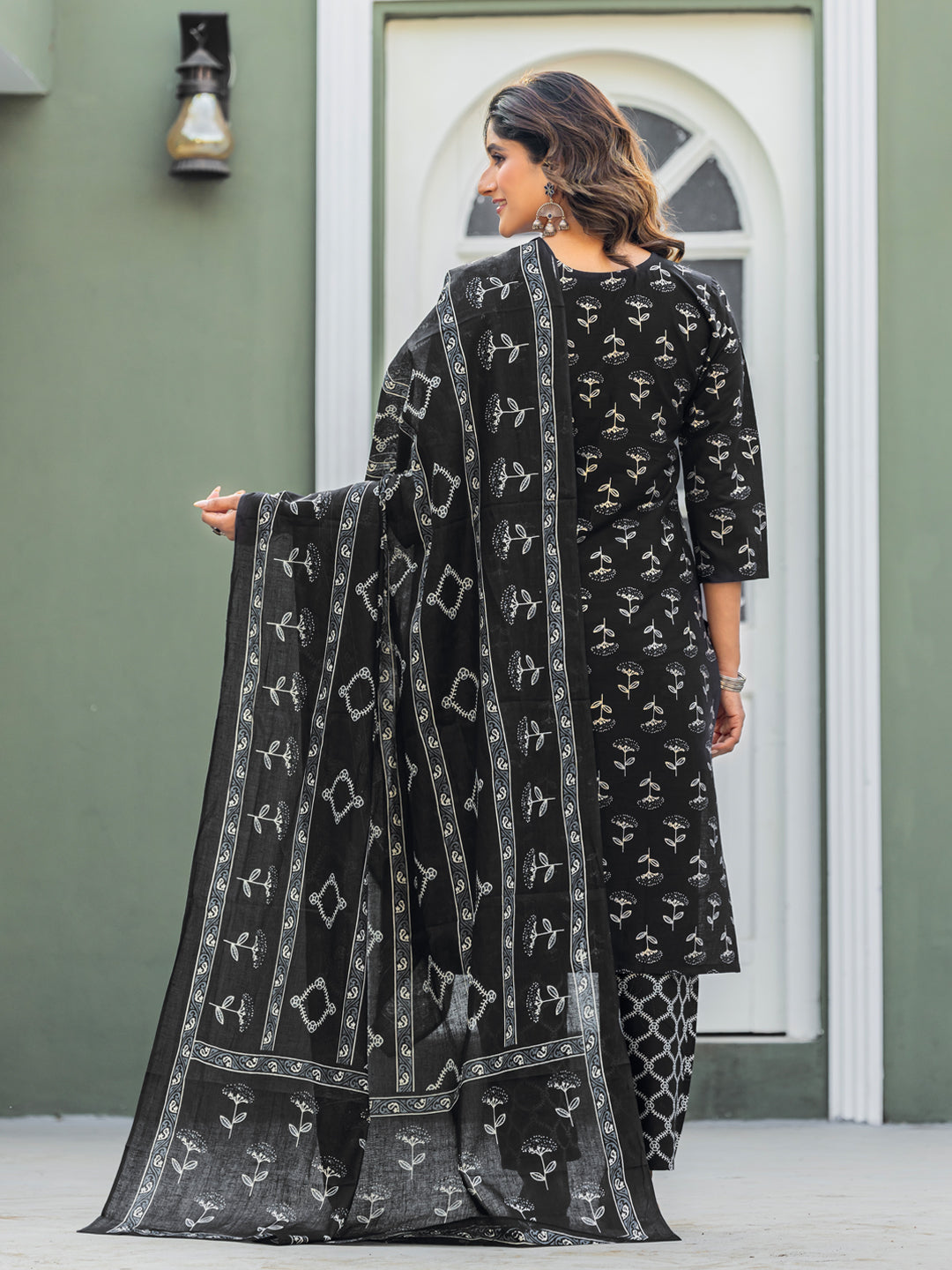 Women's Cotton Blend Printed Kurti Pant Dupatta Set