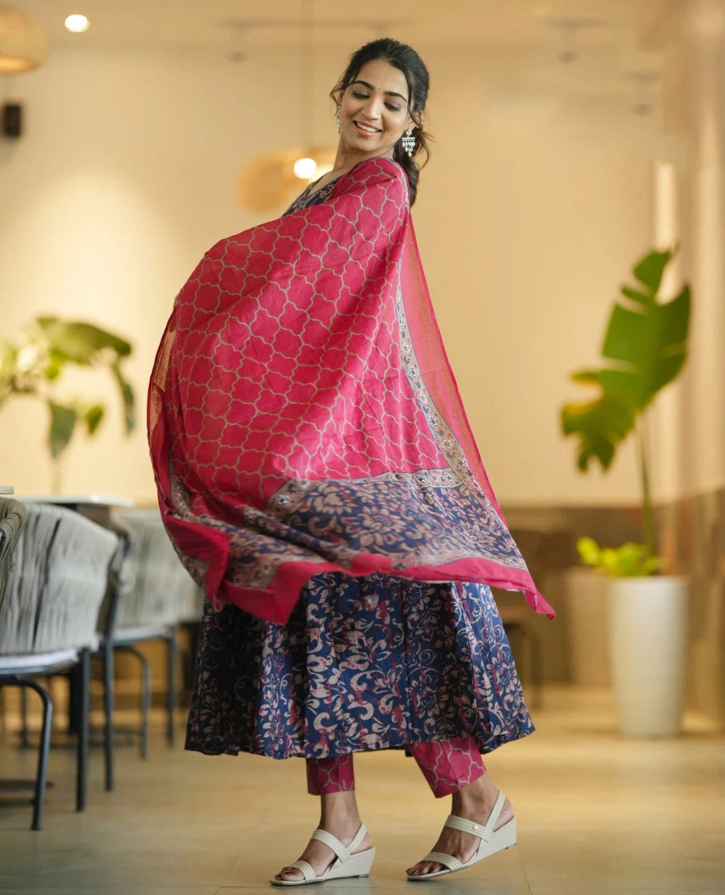 Women's Rayon Printed Kurti Pant Dupatta Set