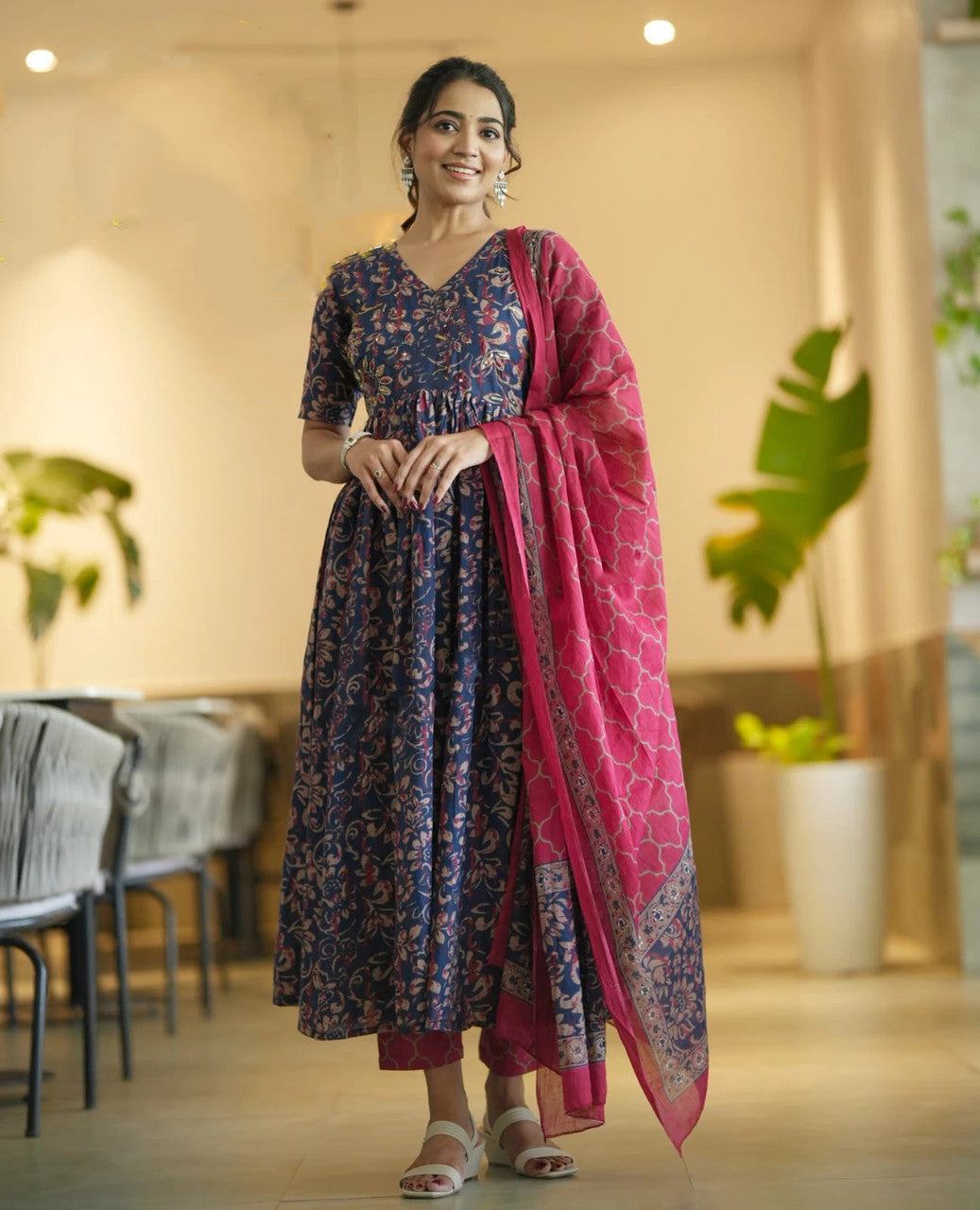 Women's Rayon Printed Kurti Pant Dupatta Set