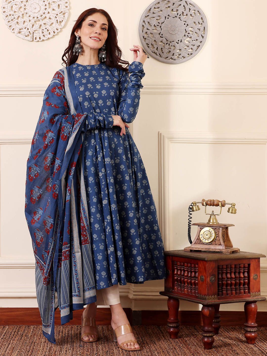 Women's Rayon Printed Kurti Pant Dupatta Set