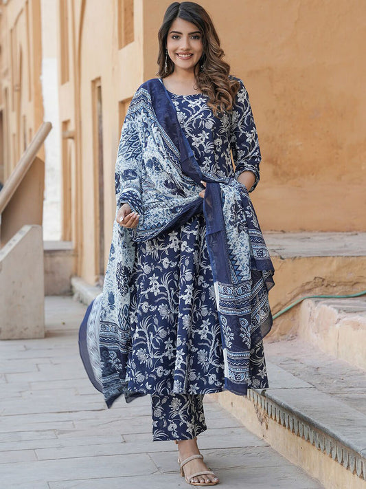 Women's Rayon Printed Kurti Pant Dupatta Set